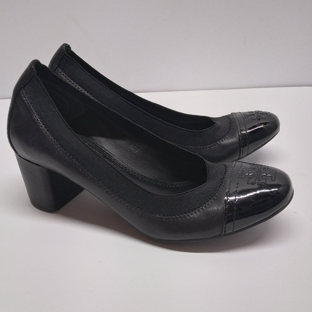 Tory Burch Black Leather Embossed Logo Captoe Pump Size 5M